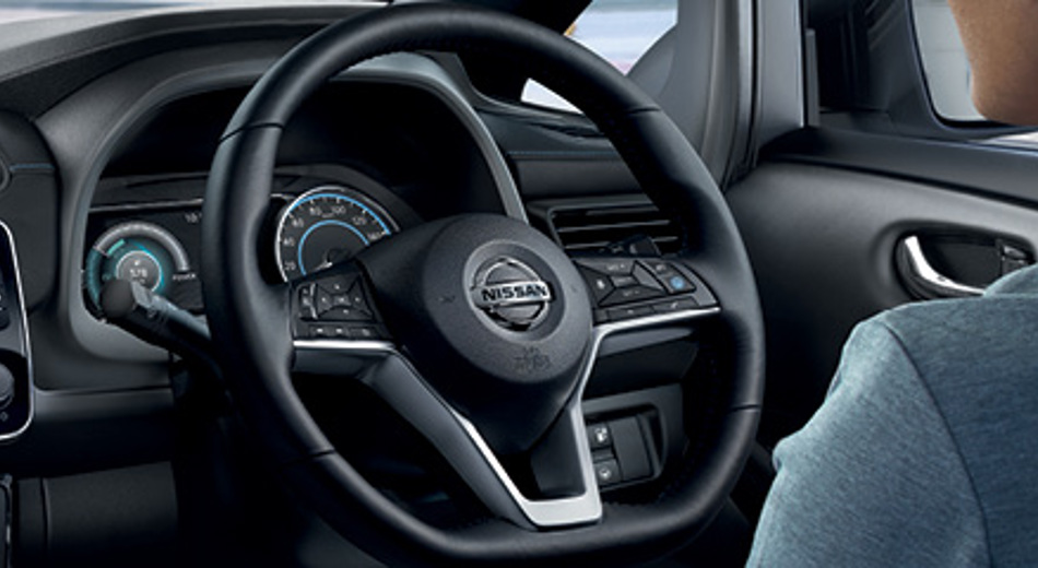 Nissan Leaf Heated Steering Wheel 