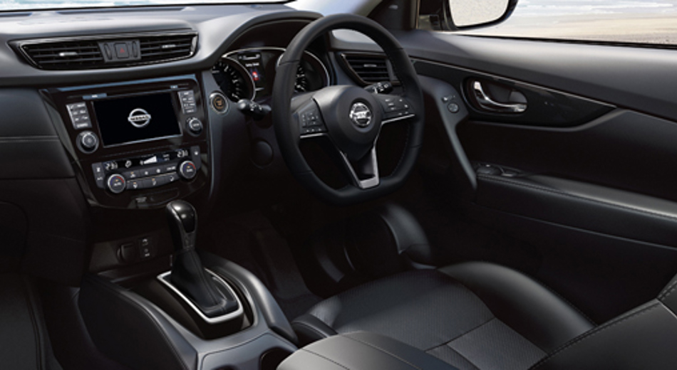 Interior X-Trail front view of the driver section 